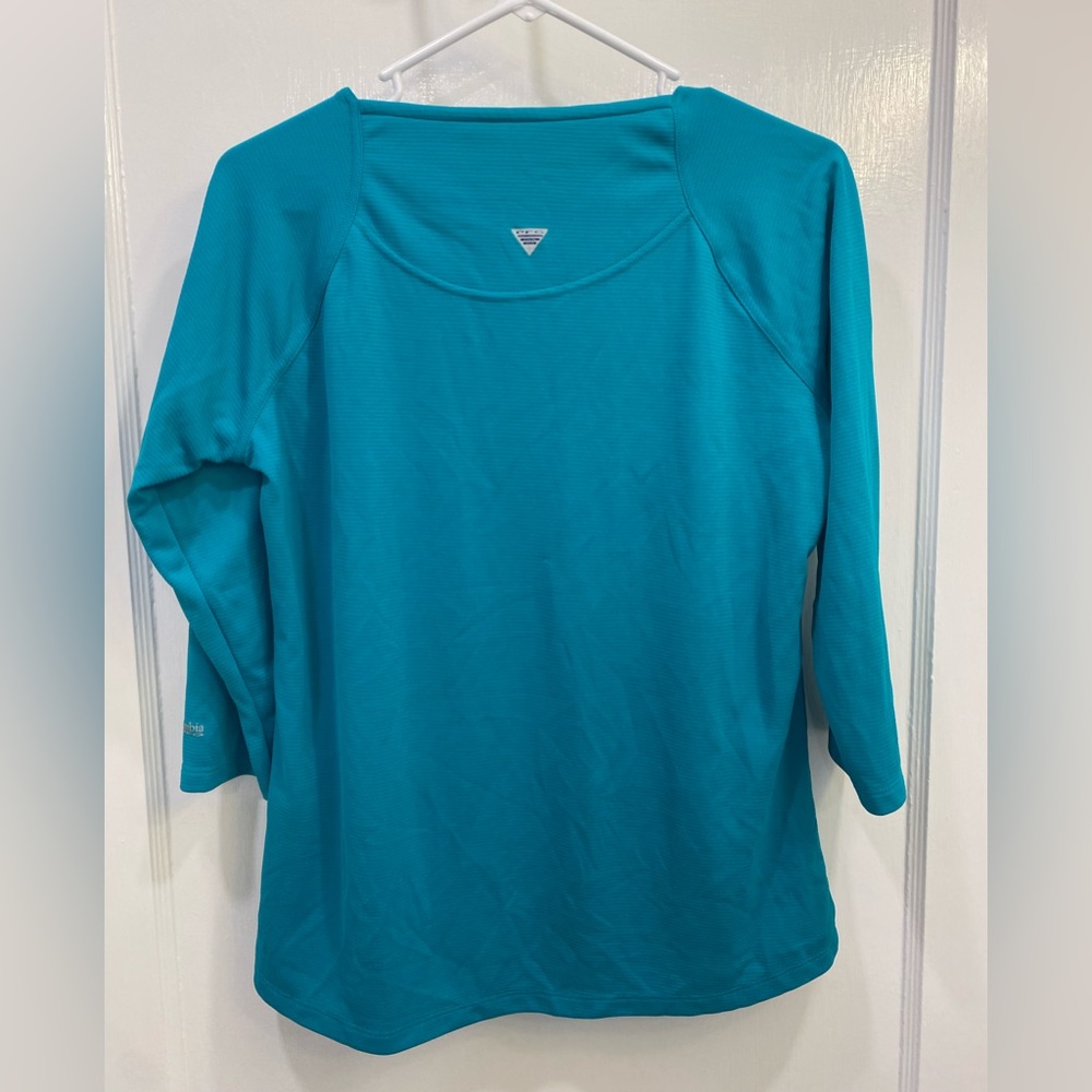Columbia Omni-shade sun protection v neck - Picture 3 of 3